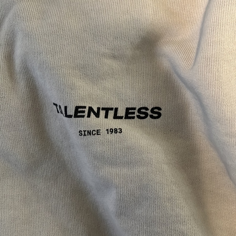 Talentless hoodie - Picture 2 of 6
